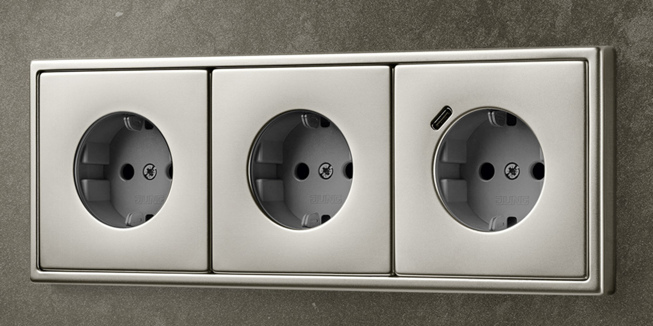 SCHUKO® Steckdosen mit USB bei Elektro Lang GmbH Stuttgart in Stuttgart